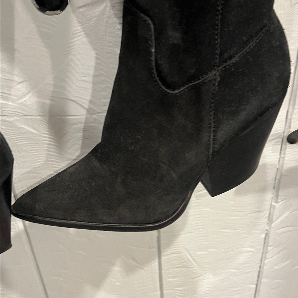 Vince Camuto Black Knee-High Boots New 7.5 - Picture 2 of 4